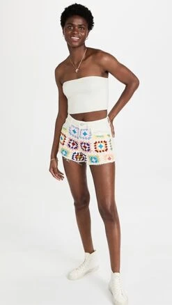 BLANKNYC Love Is Love Shorts -Agolde Store blank41063129bc 1651010297607 2 0. UX357 QL90