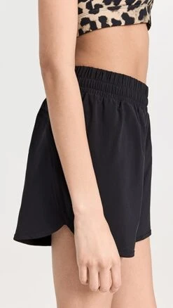 Beyond Yoga In Stride Lined Shorts 11 Beyond Yoga In Stride Lined Shorts -Agolde Store byoga3100018336 1681237022939 2 0. UX357 QL90
