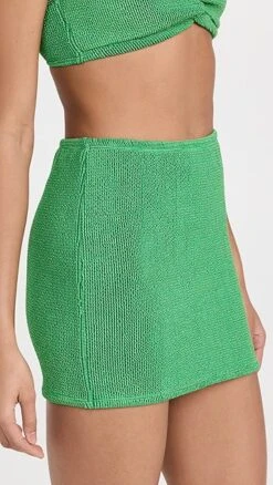 Good American Always Fits Sculpt Miniskirt -Agolde Store gamer306201d4c6 1672335031179 2 0. UX357 QL90