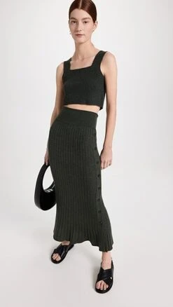 LISA YANG Katie Cashmere Skirt -Agolde Store lisay3004511708 1675957827901 2 0. UX357 QL90