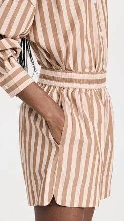 LMND Elastic Waist Stripe Shorts -Agolde Store lmndd300031f058 1672935462057 2 0. UX357 QL90