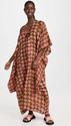 Mie Boracay Dress 15 Mie Boracay Dress -Agolde Store mieee3001810880 1669673389183 2 0. UX357 QL90