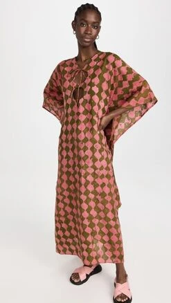 Mie Boracay Dress 12 Mie Boracay Dress -Agolde Store mieee3001810880 1669673389250 2 0. UX357 QL90