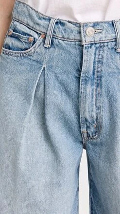 MOTHER The Pleated Undercover Shorts 15 MOTHER The Pleated Undercover Shorts -Agolde Store mothr217291f44b 1675697915944 2 0. UX357 QL90