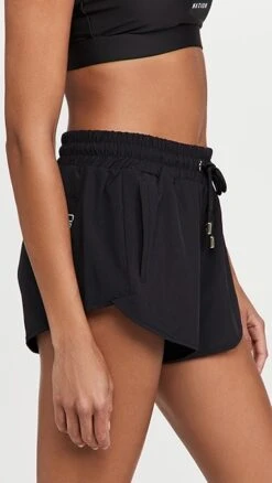 P.E NATION Ramp Run Shorts 10 P.E NATION Ramp Run Shorts -Agolde Store penat303221b002 1626272130097 2 0. UX357 QL90