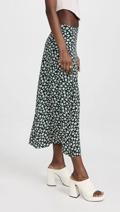 Reformation Zoe Midi Skirt With Slit 11 Reformation Zoe Midi Skirt With Slit -Agolde Store refor407791fe0b 1675198932422 2 0. UX357 QL90