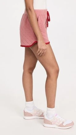 SUNDRY Quilted Shorts 11 SUNDRY Quilted Shorts -Agolde Store sundr3211319734 1673274158252 2 0. UX357 QL90