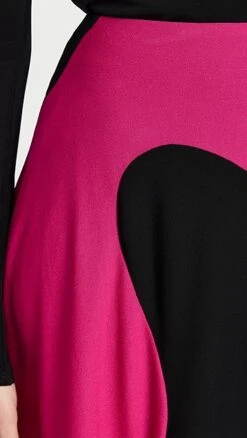 Tory Burch Colorblock Knit Skirt -Agolde Store toryb497331cd2d 1669848140243 2 0. UX357 QL90